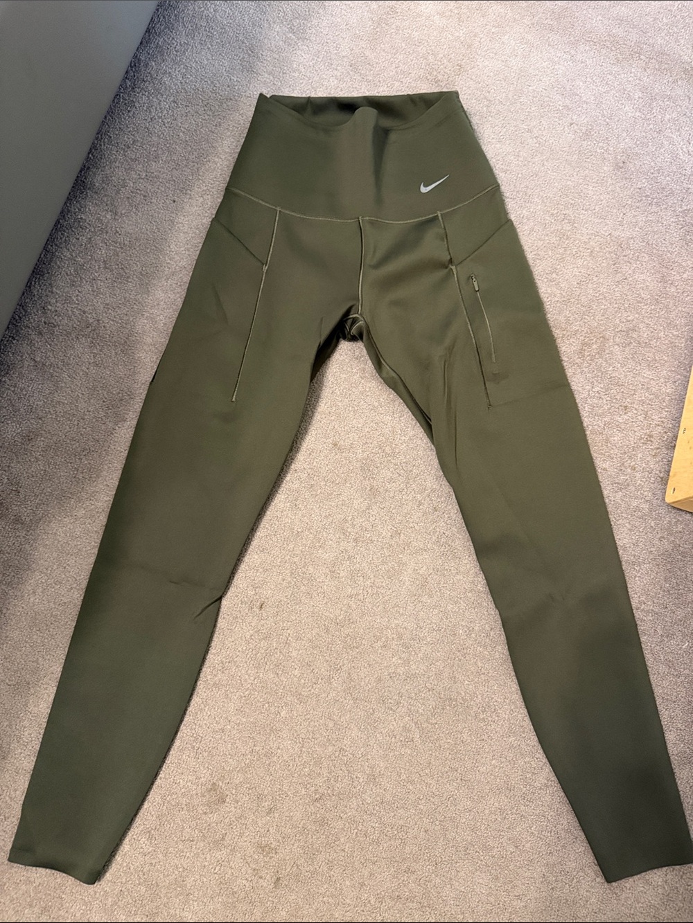 Nike Women’s Olive Green High-Waist Performance Leggings